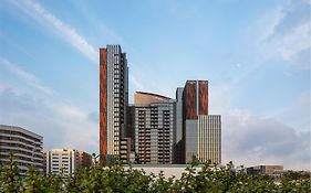 فندق وشقق دبل تري باي هيلتون دبي إم سكوير